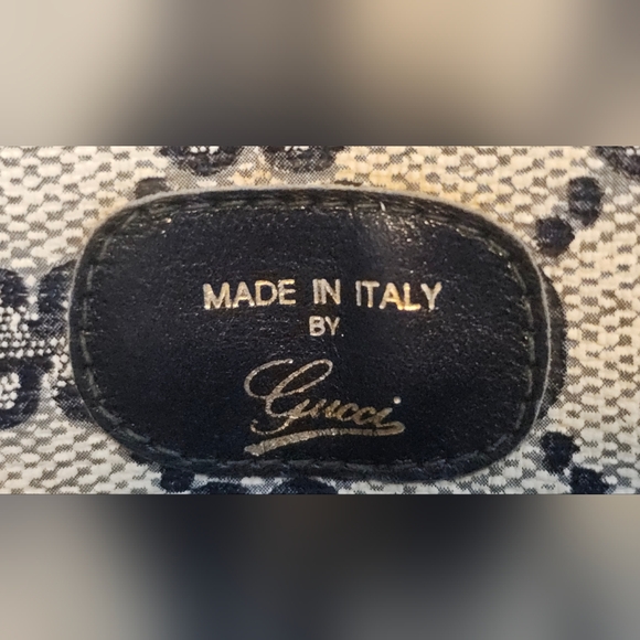 Authentic GUCCI Monogram GG Navy Blue Waist Bag or Crossbody - Picture 12 of 15